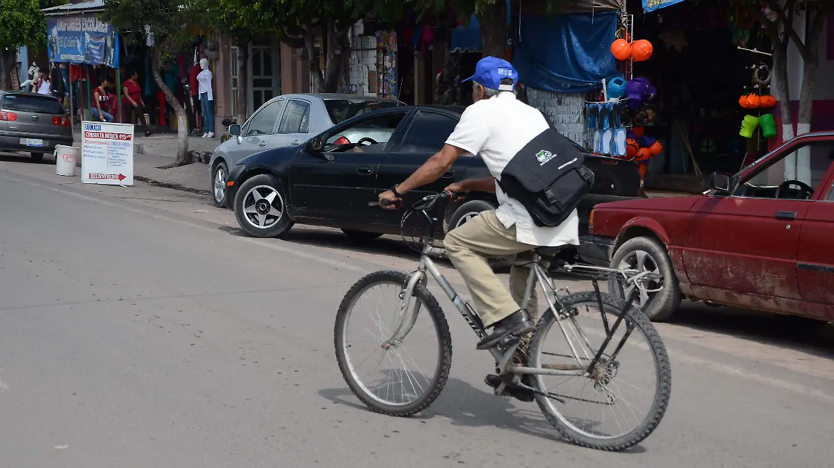 Buscan opciones laborales para los escobedenses. Foto Jacob Cabello